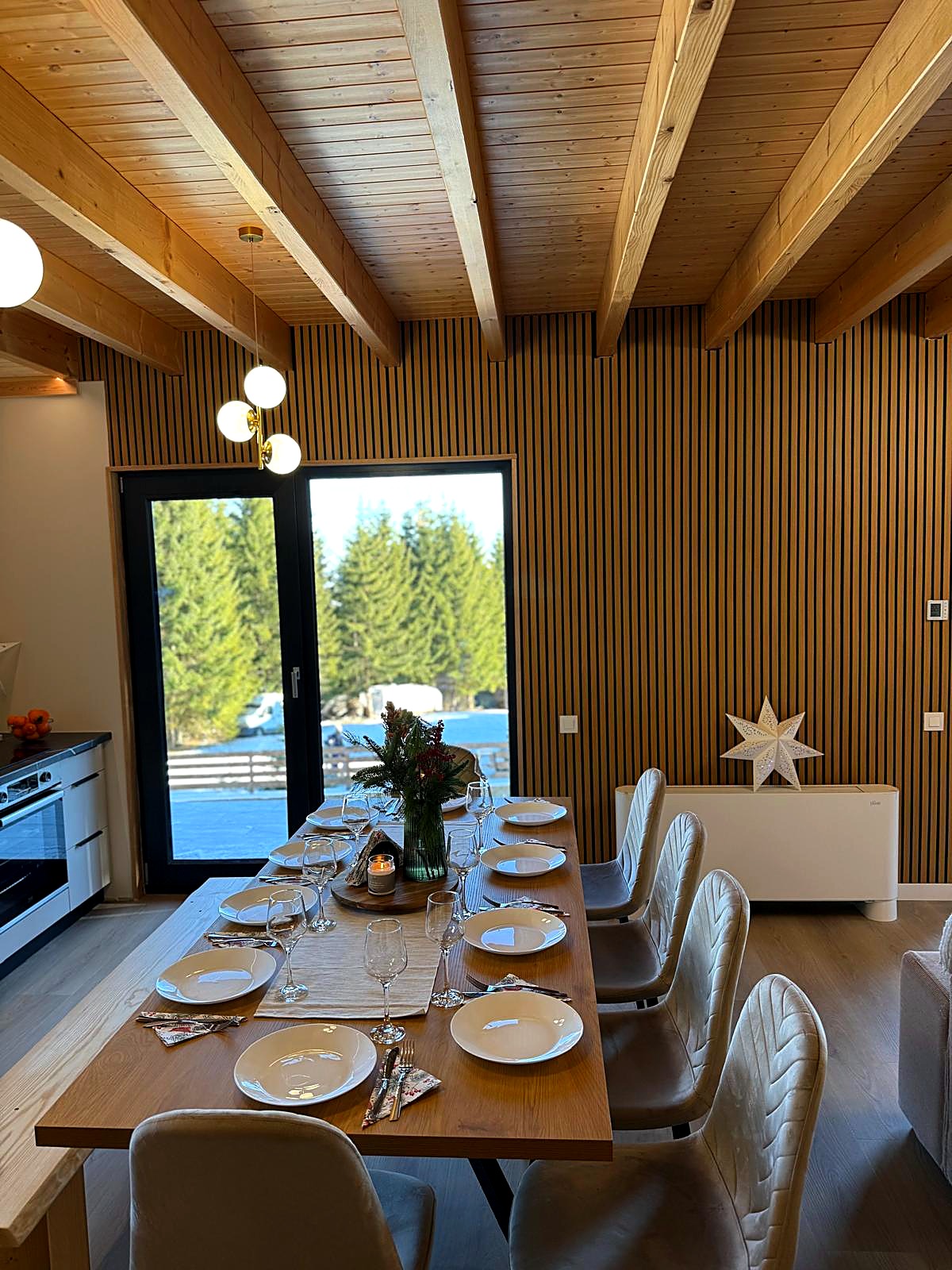 Dining 4